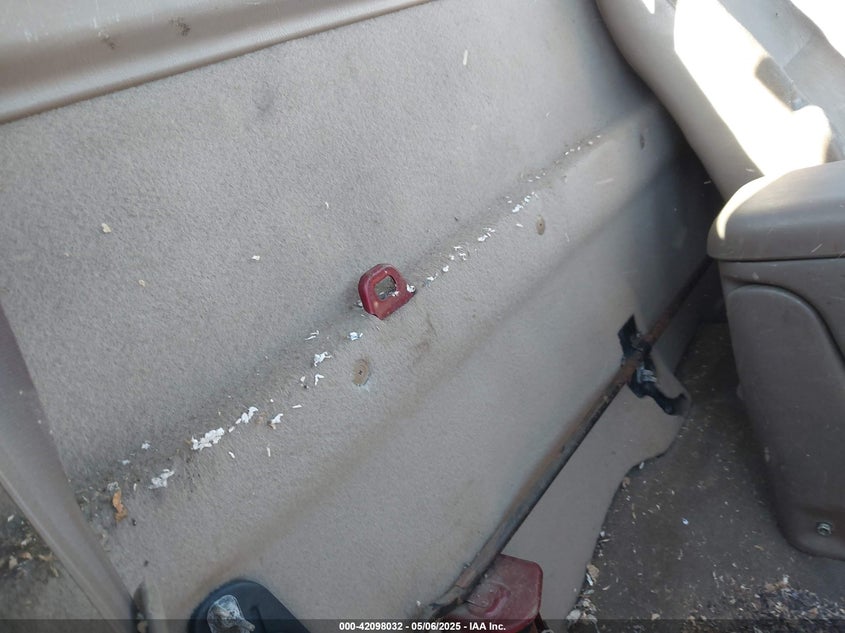 2002 Toyota Tacoma VIN: 5TEPM62NX2Z010584 Lot: 42098032