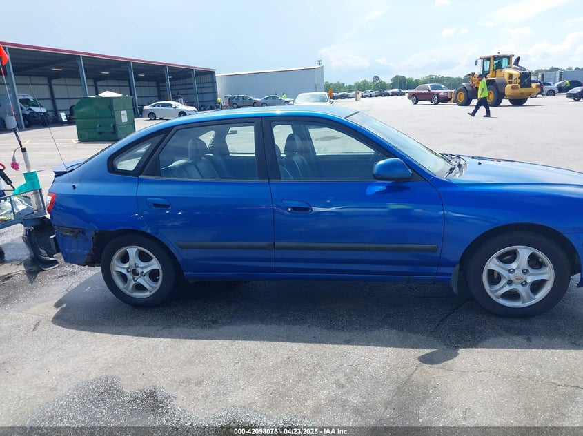 2006 HYUNDAI ELANTRA VIN: KMHDN56D16U181830