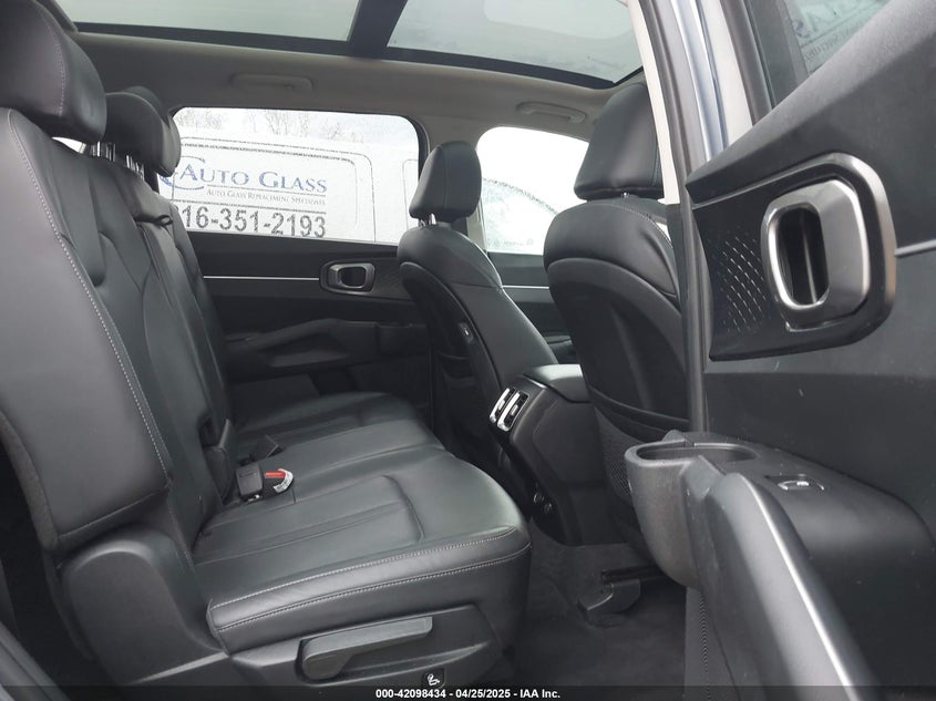 2023 KIA SORENTO VIN: 5XYRL4LC1PG169704