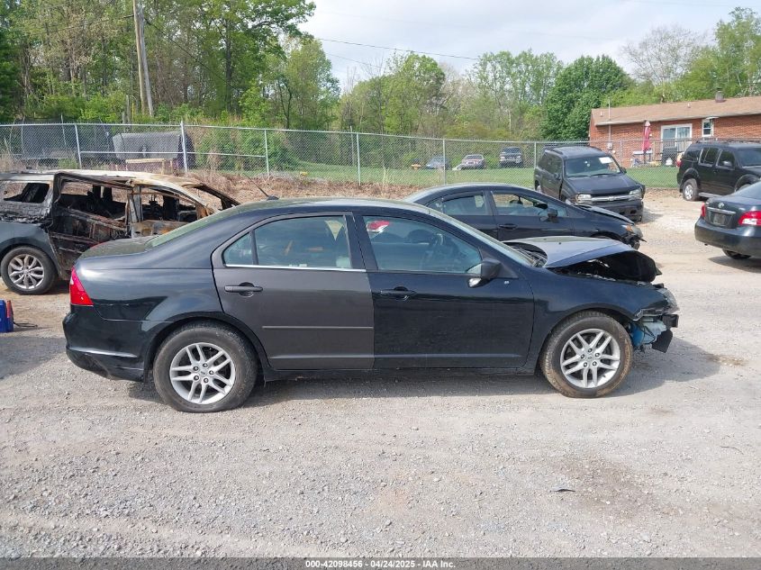 2012 Ford Fusion S VIN: 3FAHP0GA1CR135298 Lot: 42098456