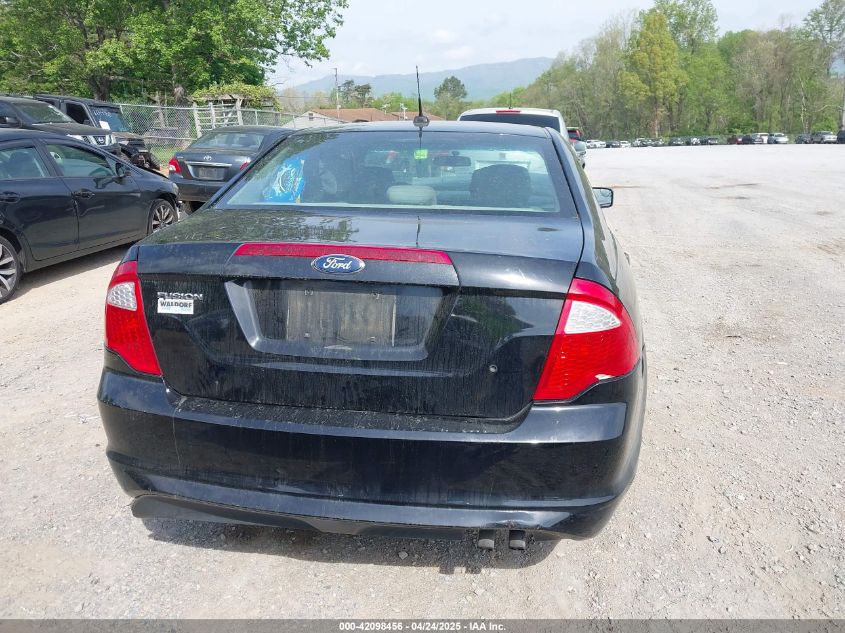 2012 Ford Fusion S VIN: 3FAHP0GA1CR135298 Lot: 42098456