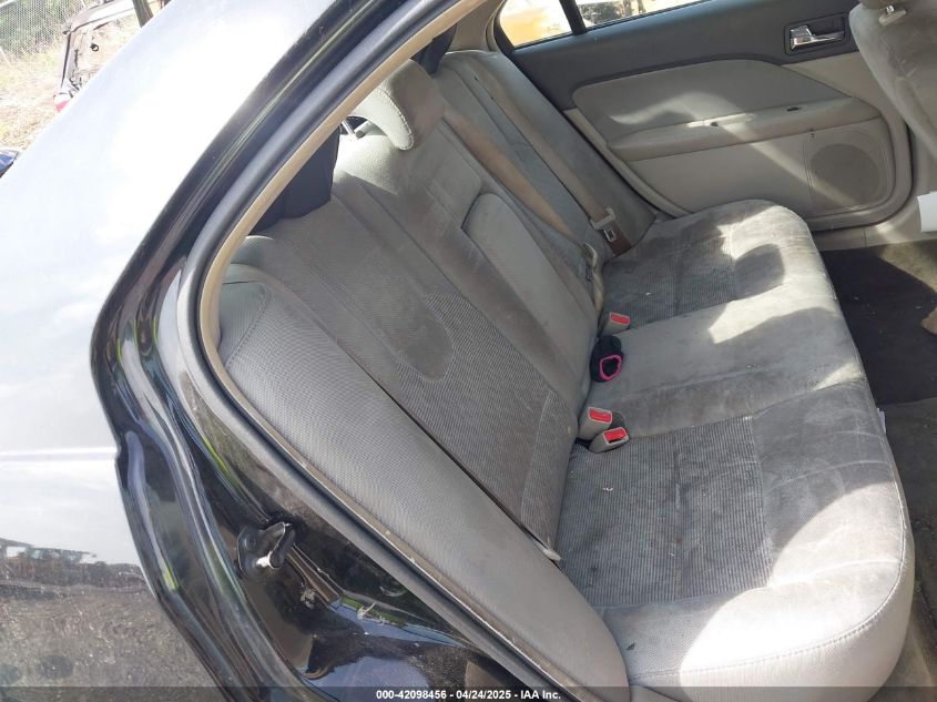 2012 Ford Fusion S VIN: 3FAHP0GA1CR135298 Lot: 42098456