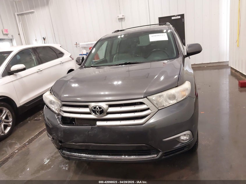 2013 TOYOTA HIGHLANDER VIN: 5TDBK3EH8DS206124