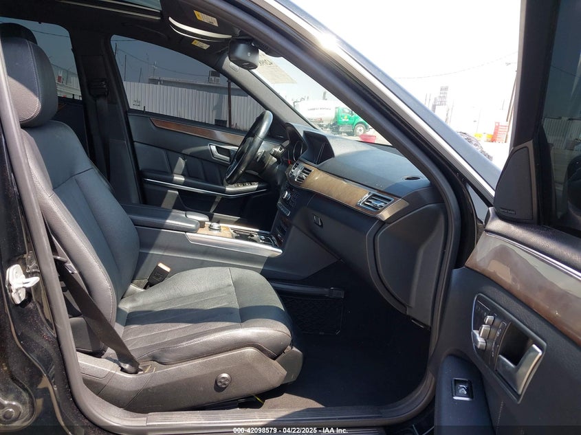 2014 MERCEDES-BENZ E 550 4MATIC - WDDHF9BB3EA853780