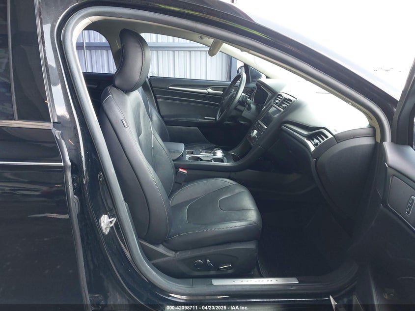 2017 FORD FUSION VIN: 3FA6P0K95HR130097