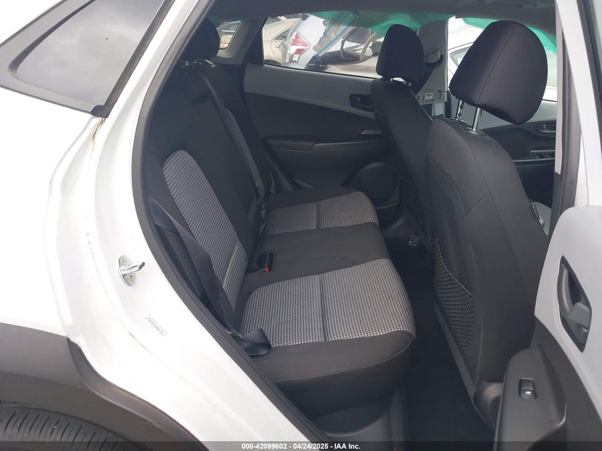 2021 Hyundai Kona Sel Plus VIN: KM8K62AAXMU601100 Lot: 42099602