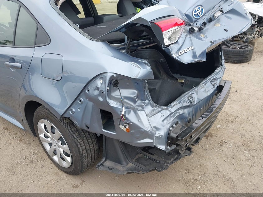 2023 TOYOTA COROLLA VIN: JTDBCMFE8PJ013271