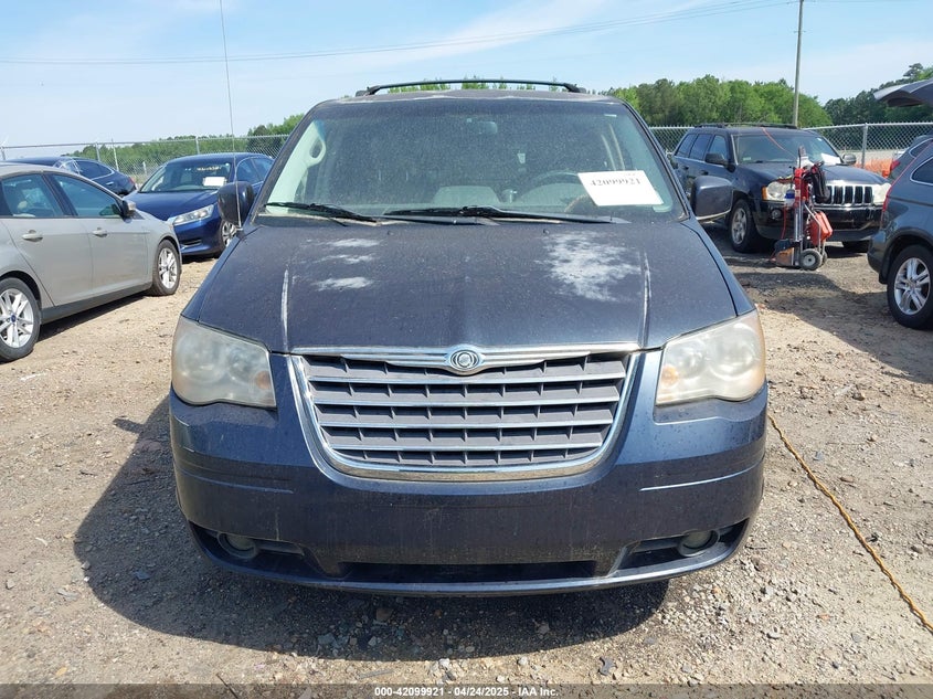 2008 CHRYSLER TOWN & COUNTRY VIN: 2A8HR54P28R718253