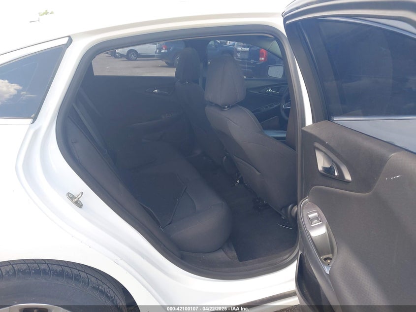 2019 CHEVROLET MALIBU VIN: 1G1ZD5ST5KF222039