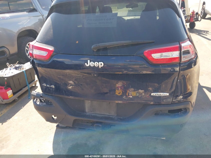2015 Jeep Cherokee Latitude VIN: 1C4PJMCS4FW704305 Lot: 42100291