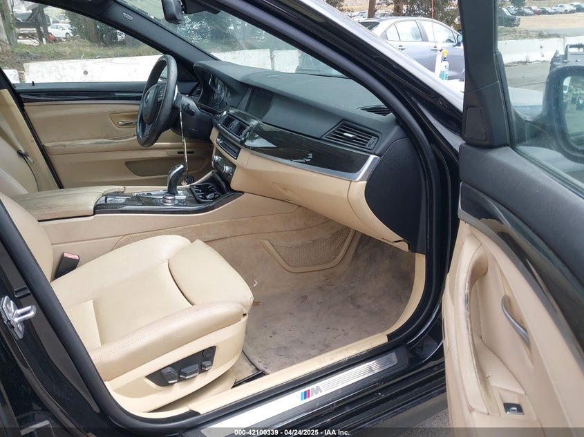 2012 BMW 535 VIN: WBAFR7C59CC811182