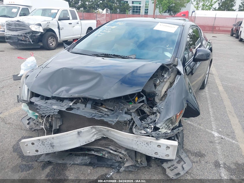 2012 HONDA CIVIC VIN: 2HGFG3B52CH562435