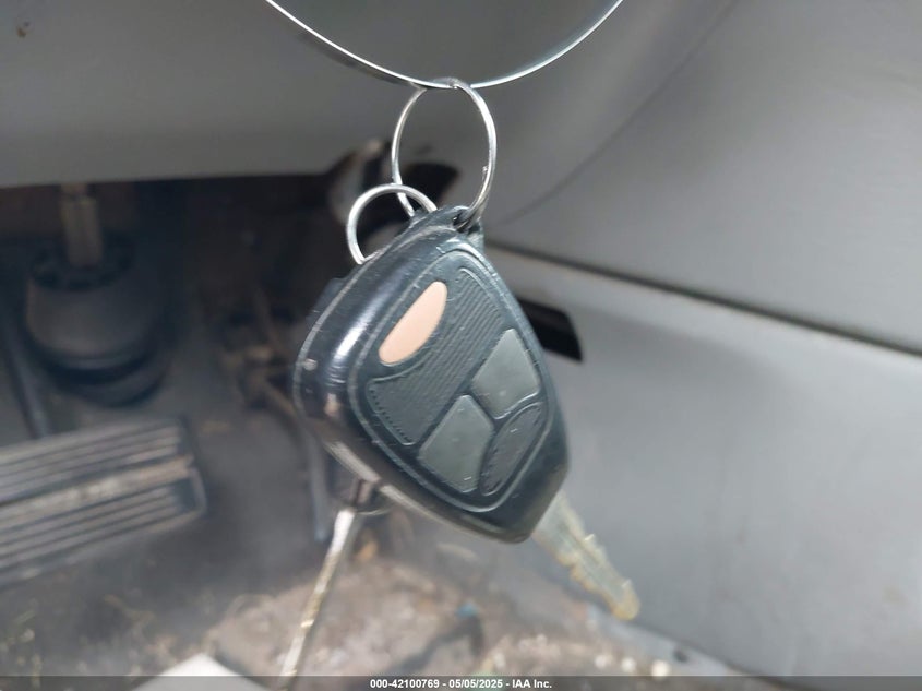 2005 Dodge Grand Caravan Se VIN: 1D4GP24R05B355750 Lot: 42100769