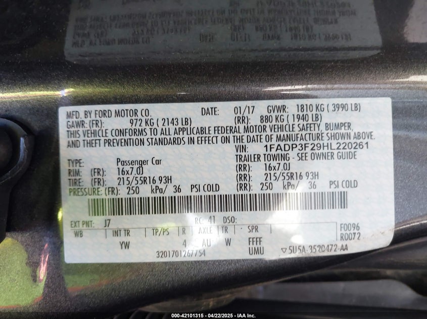 2017 FORD FOCUS VIN: 1FADP3F29HL220261