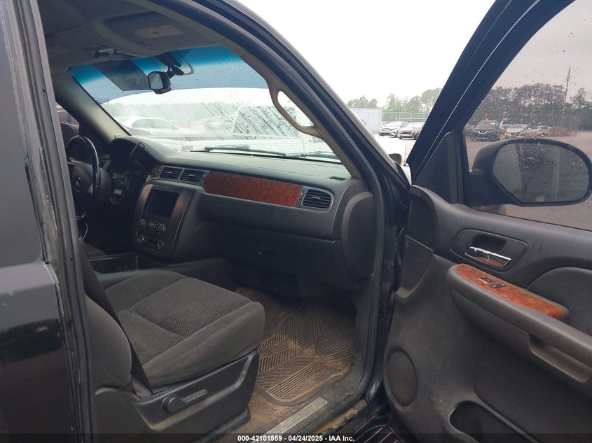 2007 CHEVROLET TAHOE VIN: 1GNFK13087R108224