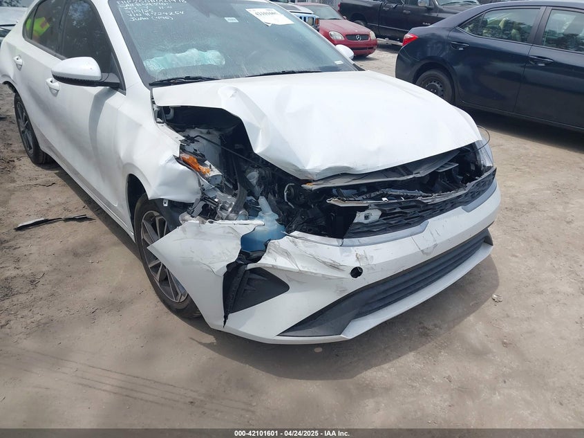 2024 KIA FORTE VIN: 3KPF24AD9RE724254