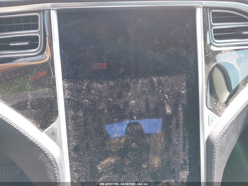 2015 TESLA MODEL S VIN: 5YJSA1H2XFF084145