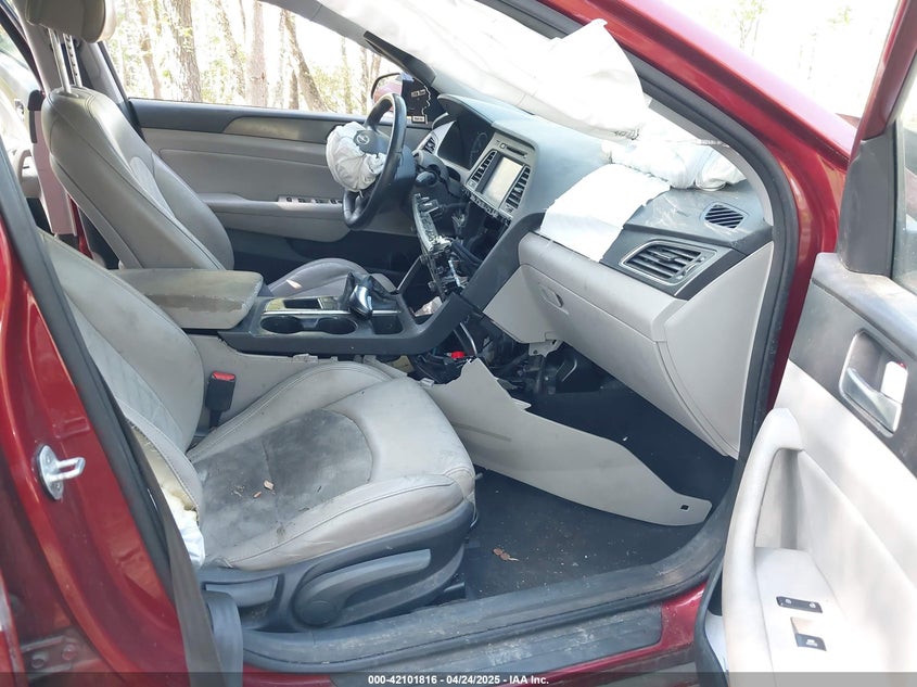 2015 HYUNDAI SONATA VIN: 5NPE34AF5FH214775