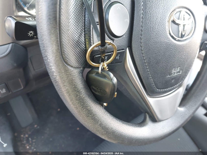 2018 TOYOTA RAV4 LE - 2T3ZFREVXJW510383