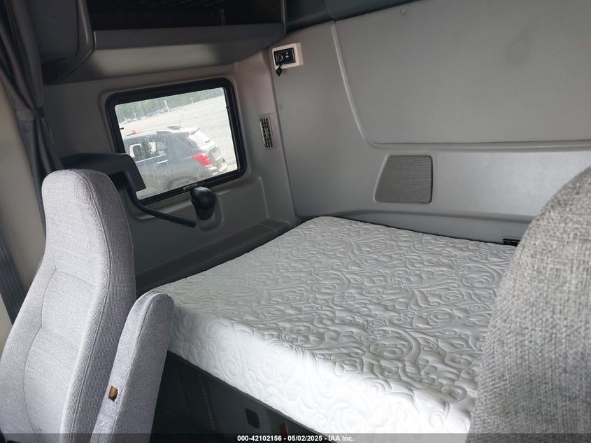 2013 International Prostar VIN: 3HSDJSJR7DN197678 Lot: 42102156