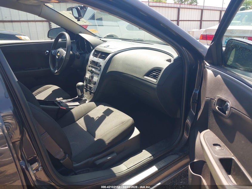 2011 CHEVROLET MALIBU VIN: 1G1ZC5E13BF138993