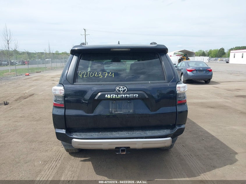 2020 TOYOTA 4RUNNER TRD OFF ROAD PREMIUM - JTEBU5JR9L5832060