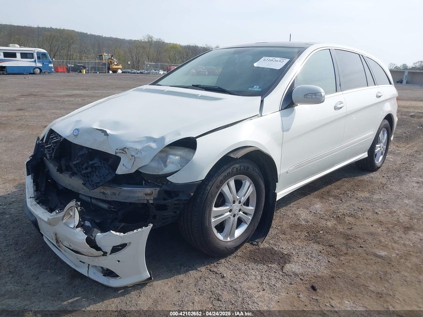 2009 MERCEDES-BENZ R 350 VIN: 4JGCB65E09A092583