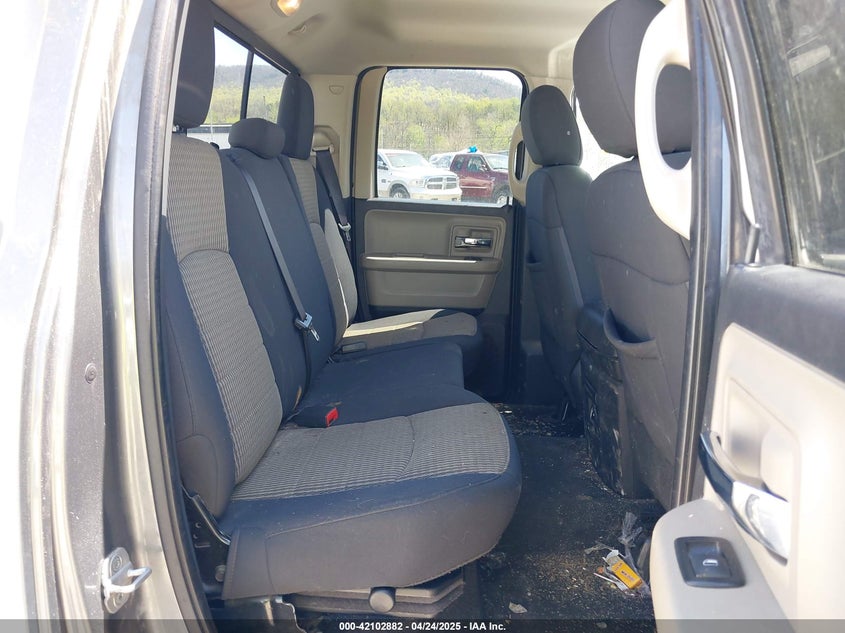 2012 RAM 1500 VIN: 1C6RD7GT4CS339039