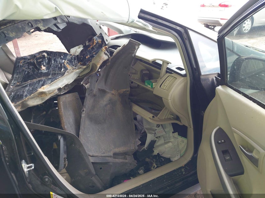 2013 TOYOTA PRIUS VIN: JTDKN3DU2D5687029