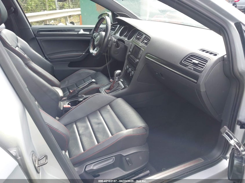 2015 VOLKSWAGEN GOLF GTI 2.0T AUTOBAHN 4-DOOR - 3VW4T7AU6FM052125