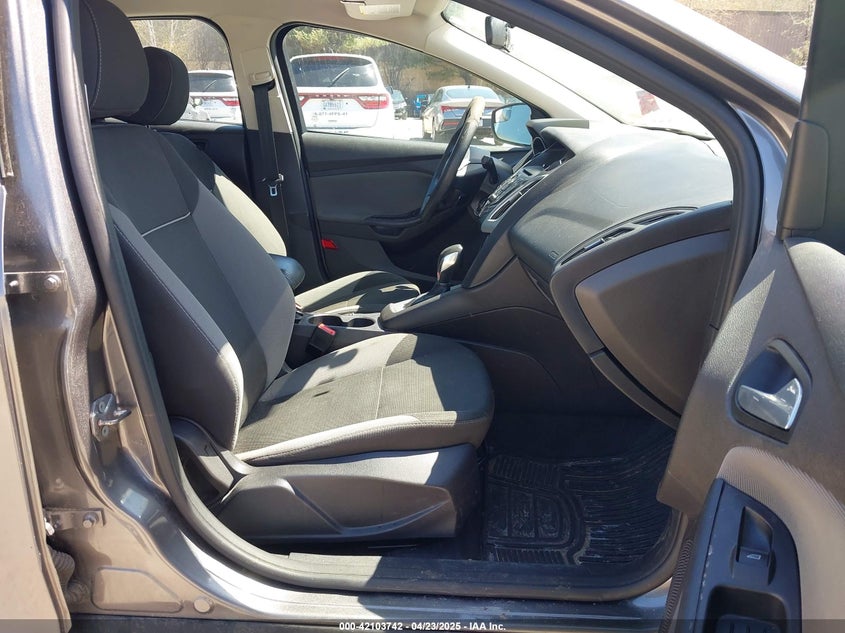2013 FORD FOCUS VIN: 1FADP3F23DL355181