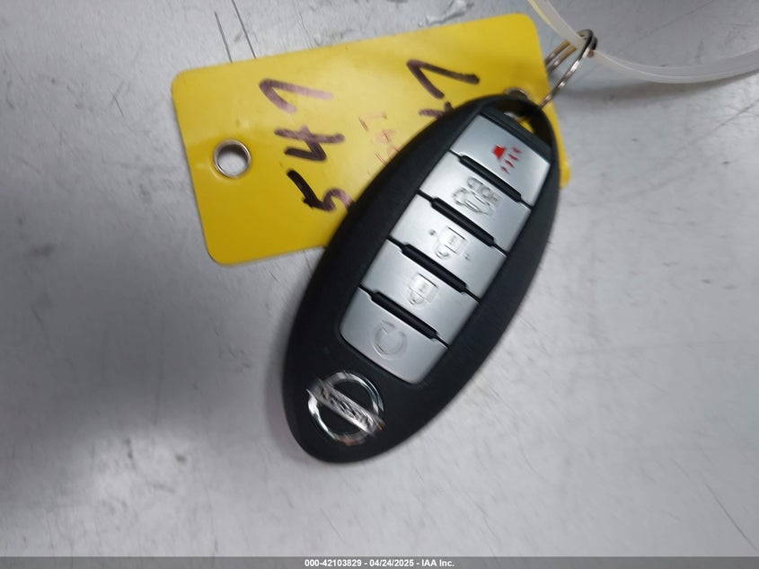 VIN 5N1AT2MT9LC705860 2020 NISSAN ROGUE SV FWD