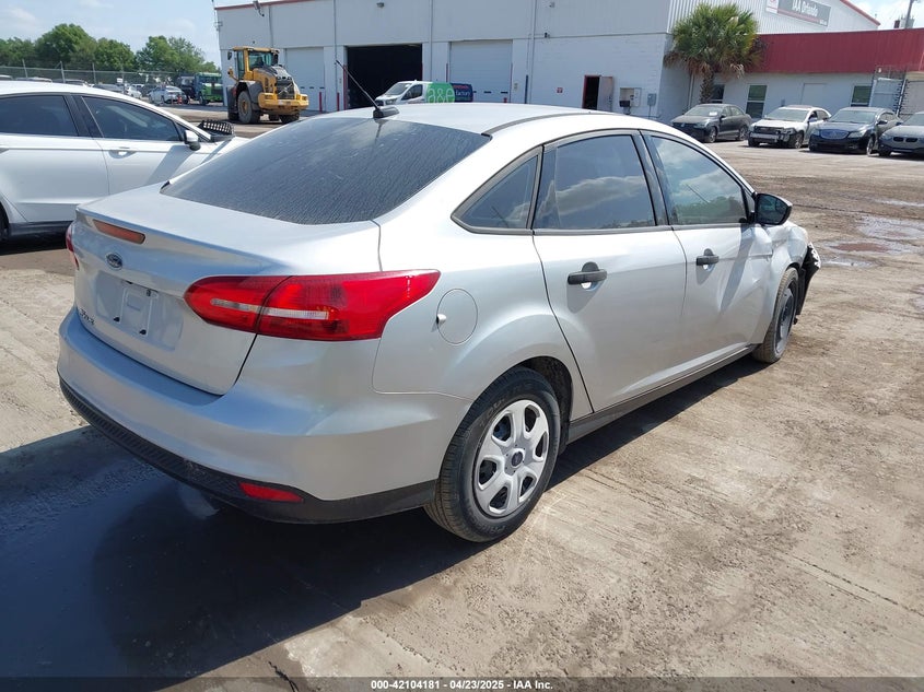 2017 FORD FOCUS VIN: 1FADP3E25HL270589