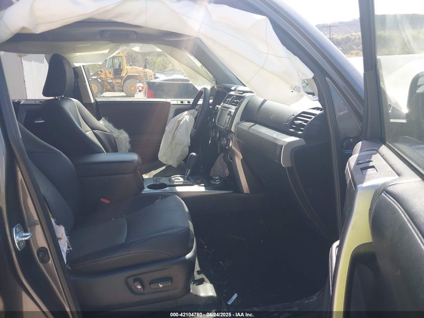 2019 TOYOTA 4RUNNER VIN: JTEBU5JR0K5664825