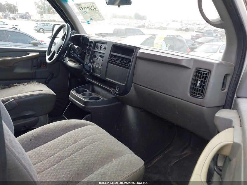 2007 CHEVROLET EXPRESS VIN: 1GCFG15XX71252683