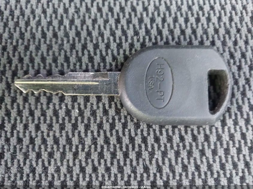 2006 FORD FOCUS VIN: 1FAHP37N46W190690