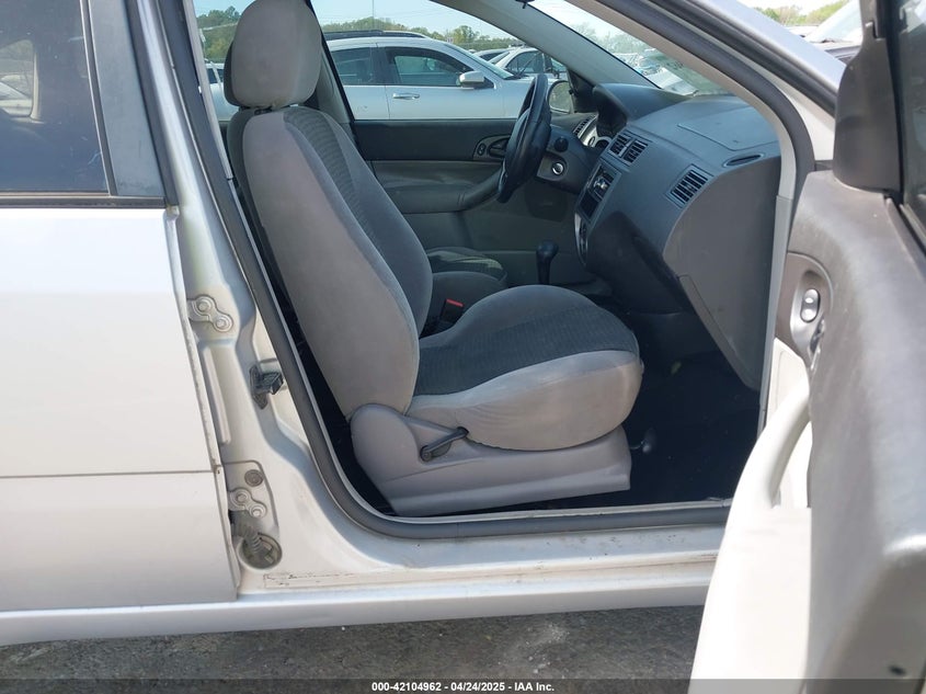 2006 FORD FOCUS VIN: 1FAHP37N46W190690