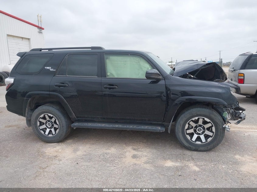 2024 TOYOTA 4RUNNER VIN: JTEPU5JR2R6224650
