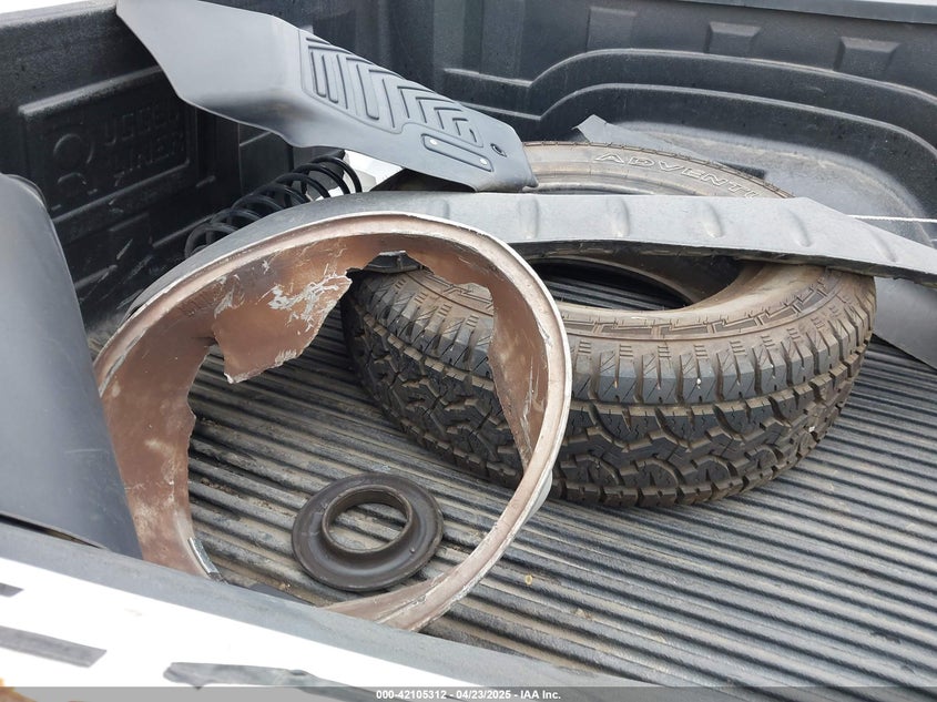 2019 RAM 1500 CLASSIC VIN: 1C6RR6TT3KS532511