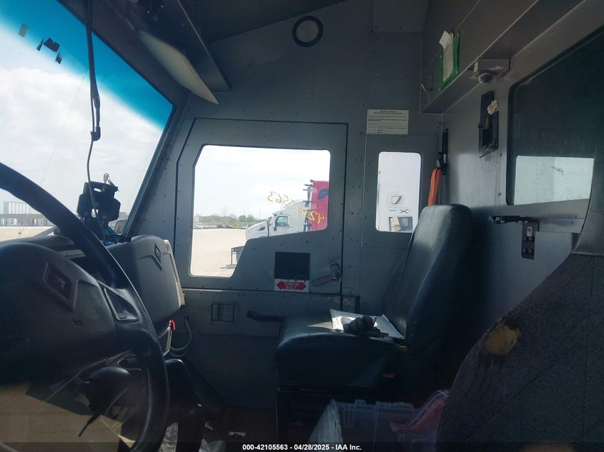 2012 International 4000 4300 Lp VIN: 1HTMNAAM5CH590876 Lot: 42105563