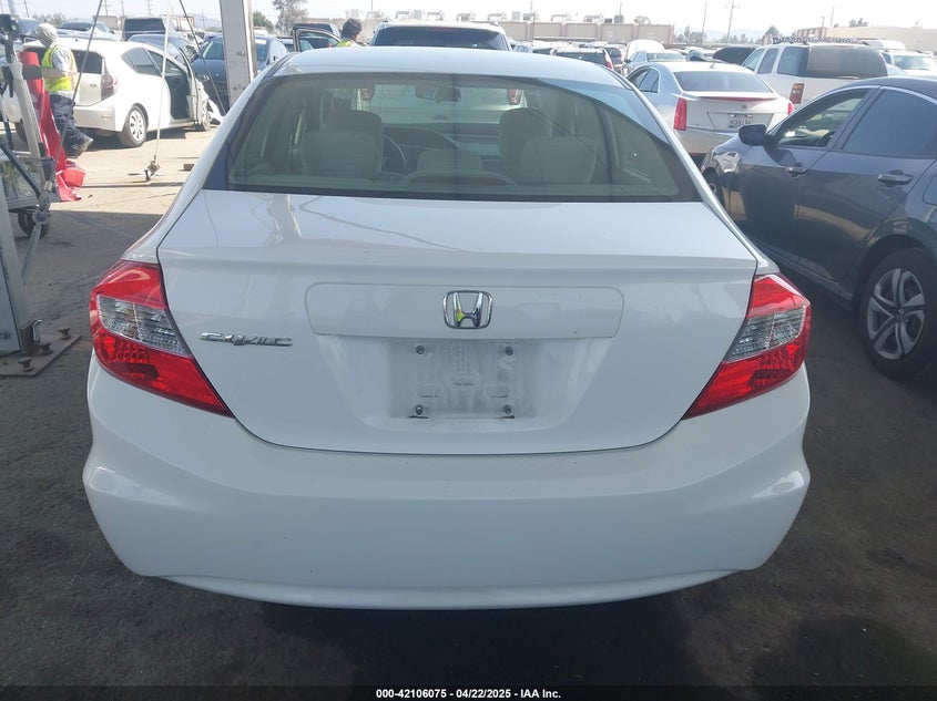 2012 HONDA CIVIC VIN: 19XFB2F52CE352205