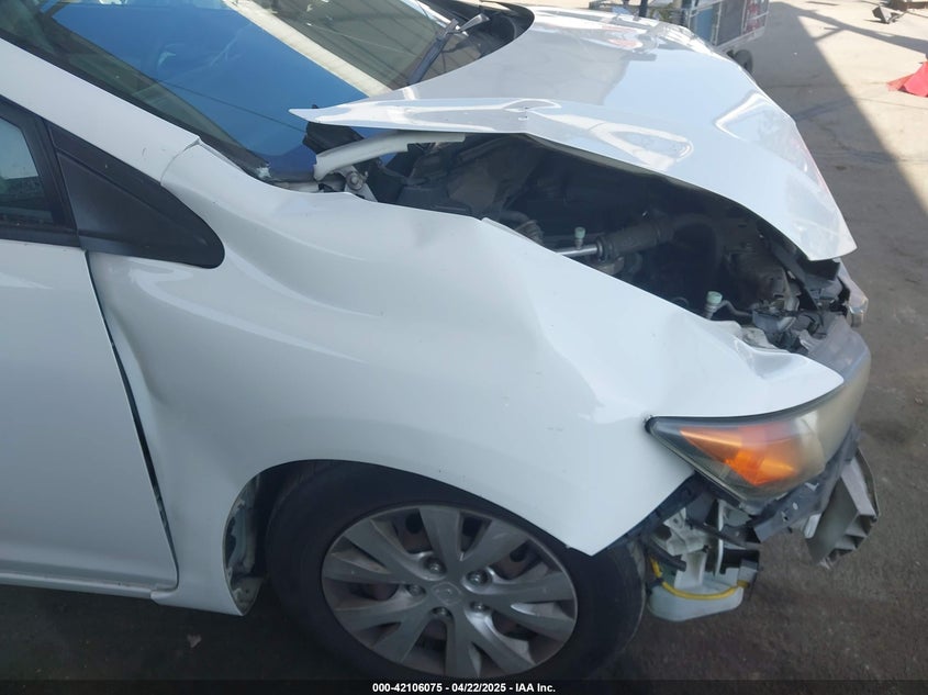2012 HONDA CIVIC VIN: 19XFB2F52CE352205