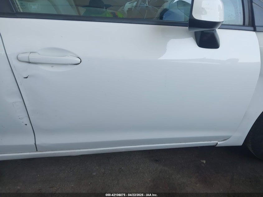 2012 HONDA CIVIC VIN: 19XFB2F52CE352205
