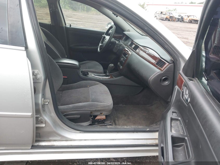 2011 CHRVROLET IMPALA VIN: 2G1WB5EK5B1325349