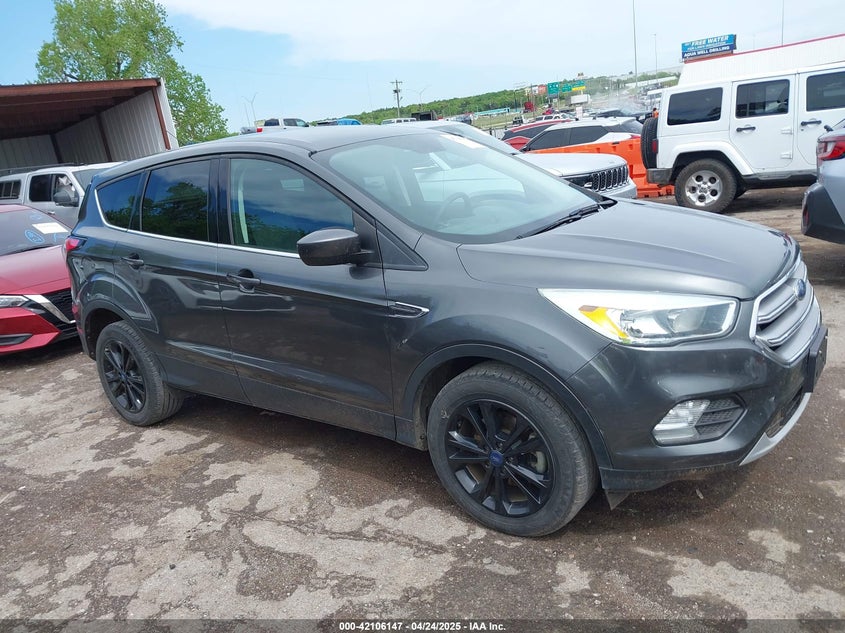 2017 FORD ESCAPE VIN: 1FMCU0GDXHUC49237