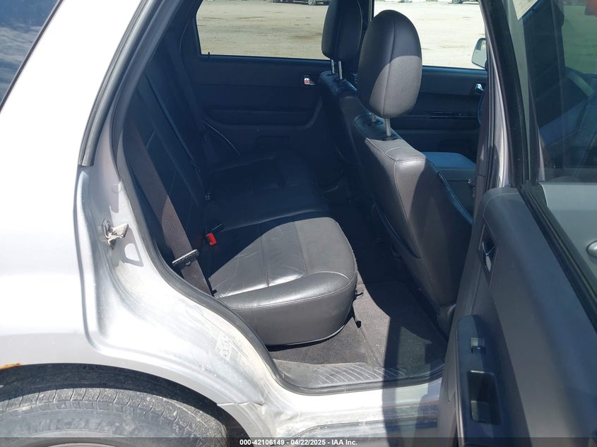 2011 FORD ESCAPE VIN: 1FMCU9EGXBKA68143