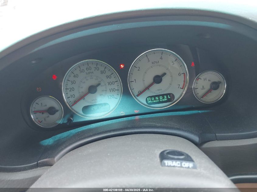 2005 Chrysler Town & Country Limited VIN: 2C8GP64L35R355967 Lot: 42106189