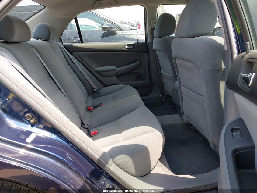 2007 HONDA ACCORD VIN: 1HGCM56147A160015