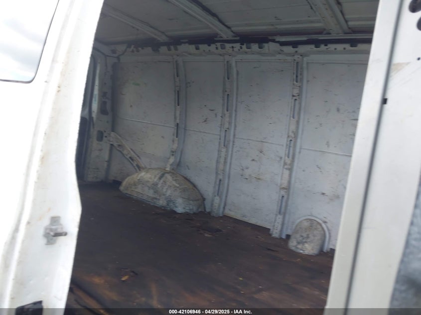 2007 GMC Savana Work Van VIN: 1GTGG25V671192331 Lot: 42106946