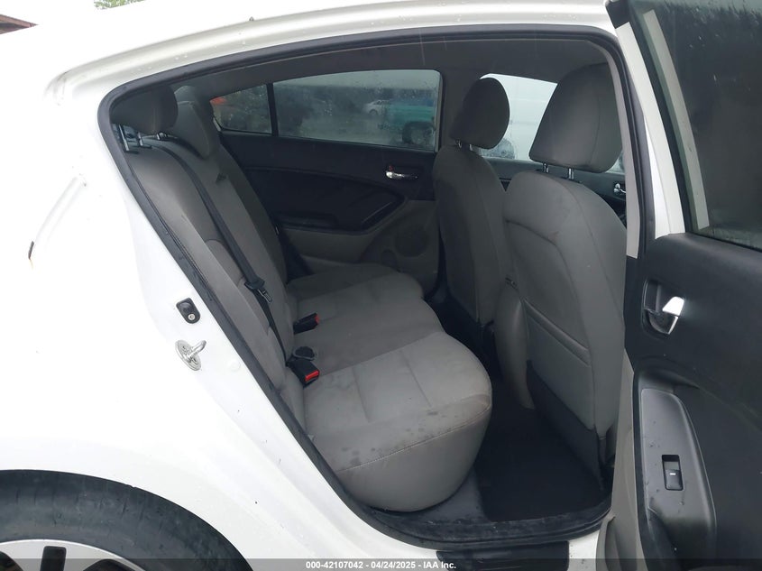 2016 KIA FORTE VIN: KNAFX4A82G5450616